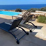 Private Infinity Pool With Sea Views Apartment *