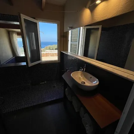 Binisamar Infinity Pool Over The Sea דירה *