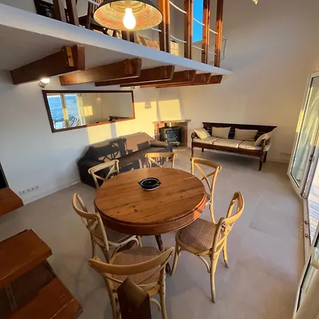 דירה Binisamar Infinity Pool Over The Sea