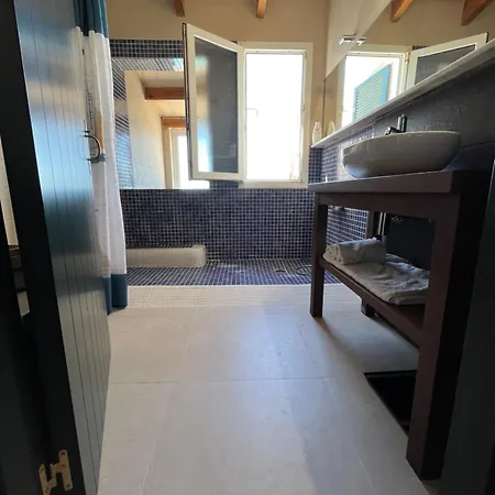 Binisamar Infinity Pool Over The Sea * ביניבקה