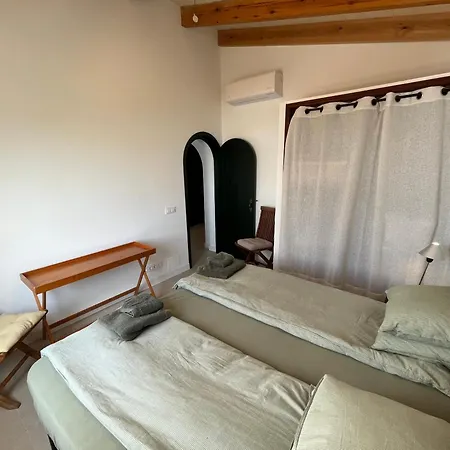 Binisamar Infinity Pool Over The Sea * ביניבקה