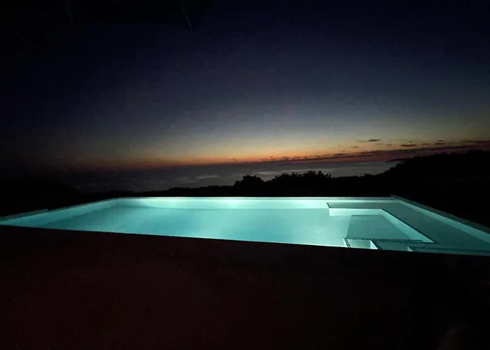 Binisamar Infinity Pool Over The Sea Appartement Binibeca