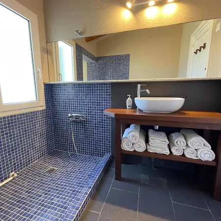 Binisamar Infinity Pool Over The Sea Διαμέρισμα *