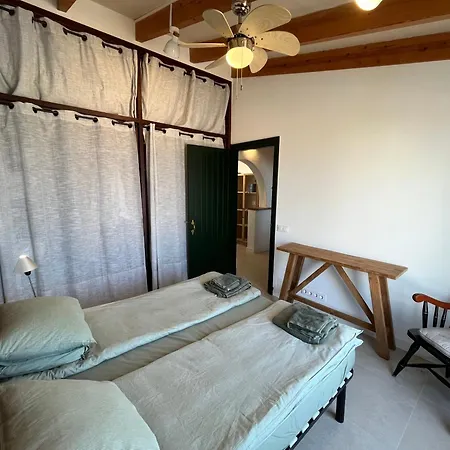 Binisamar Infinity Pool Over The Sea Binibeca