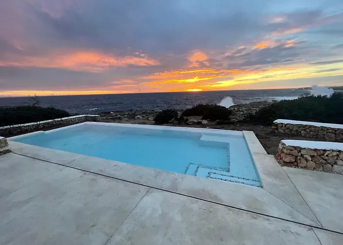 Binisamar Infinity Pool Over The Sea アパート ビニベカ