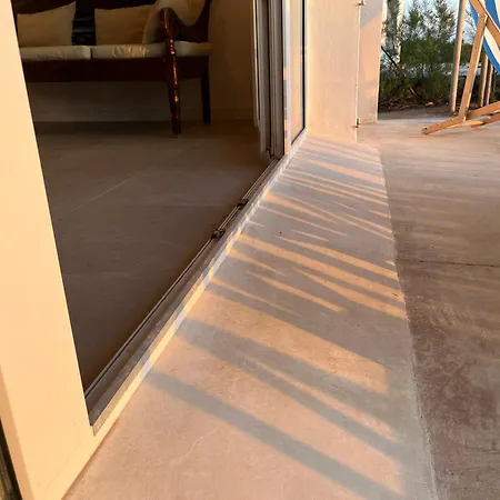 Private Infinity Pool With Sea Views Appartamento Binibeca