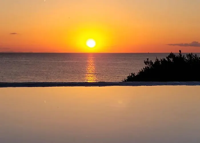 Private Infinity Pool Villa With Sea Views Apartamento Binibeca