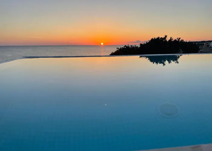 Private Infinity Pool Villa With Sea Views Apartamento Binibeca