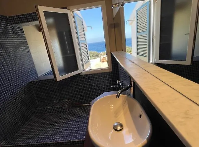 Private Infinity Pool Villa With Sea Views Binibeca