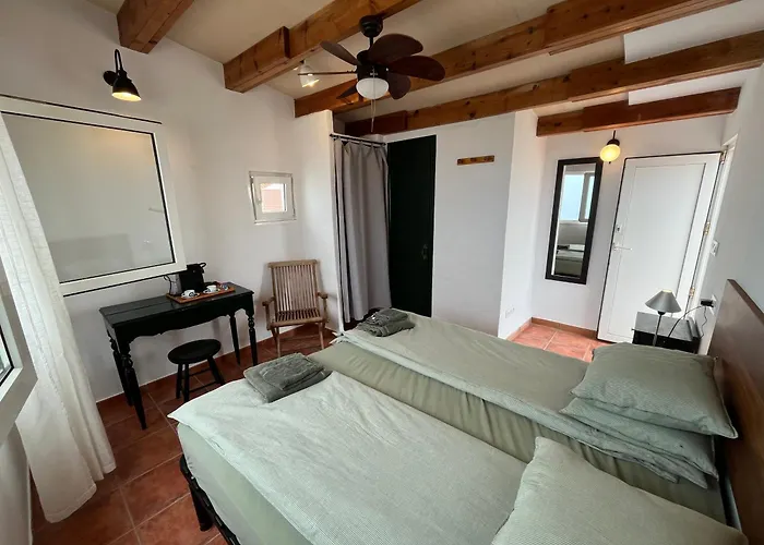 Private Infinity Pool Villa With Sea Views Binibeca