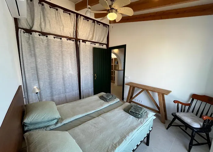 Private Infinity Pool Villa With Sea Views Binibeca